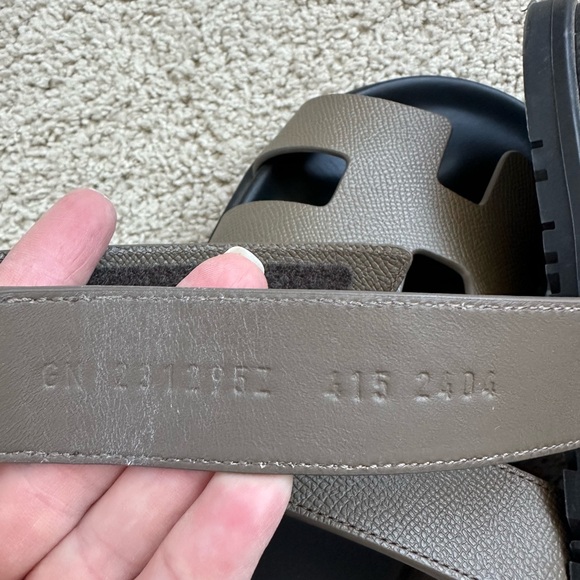 Hermes Chypre Sandals - size 41.5 - etoupe - Picture 9 of 9